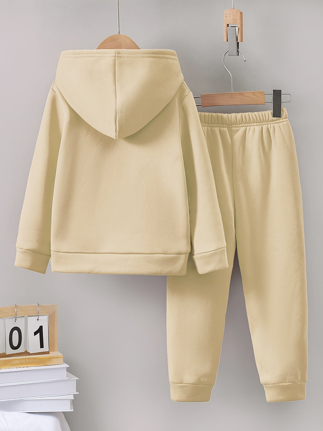 Boys' Pattern Printed Warm Lined Hoodie and Sweatpants