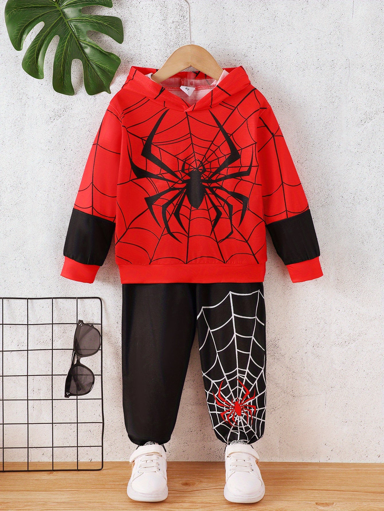 2Pcs Spider Print Long Sleeve Hooded Sweatshirt and Jogger Pants