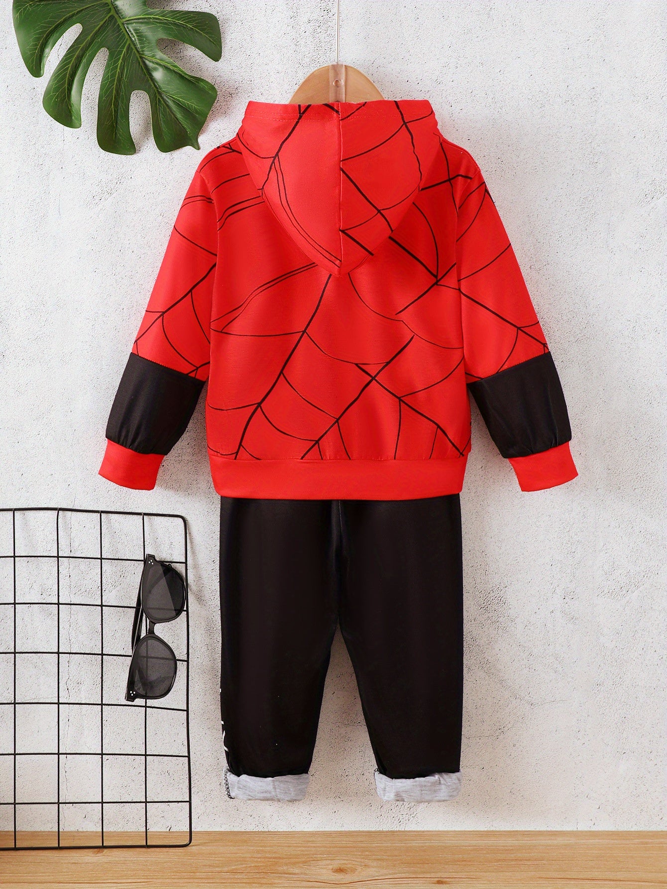 2Pcs Spider Print Long Sleeve Hooded Sweatshirt and Jogger Pants