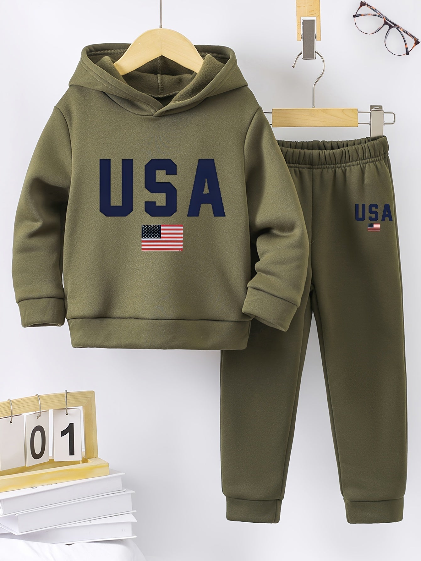 Boys' Pattern Printed Warm Lined Hoodie and Sweatpants