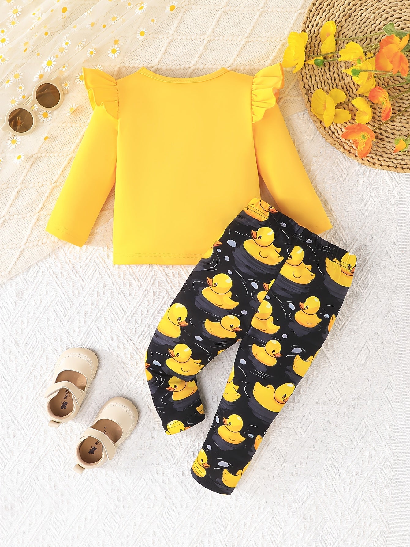 Adorable Duck Pants outfit for Girls