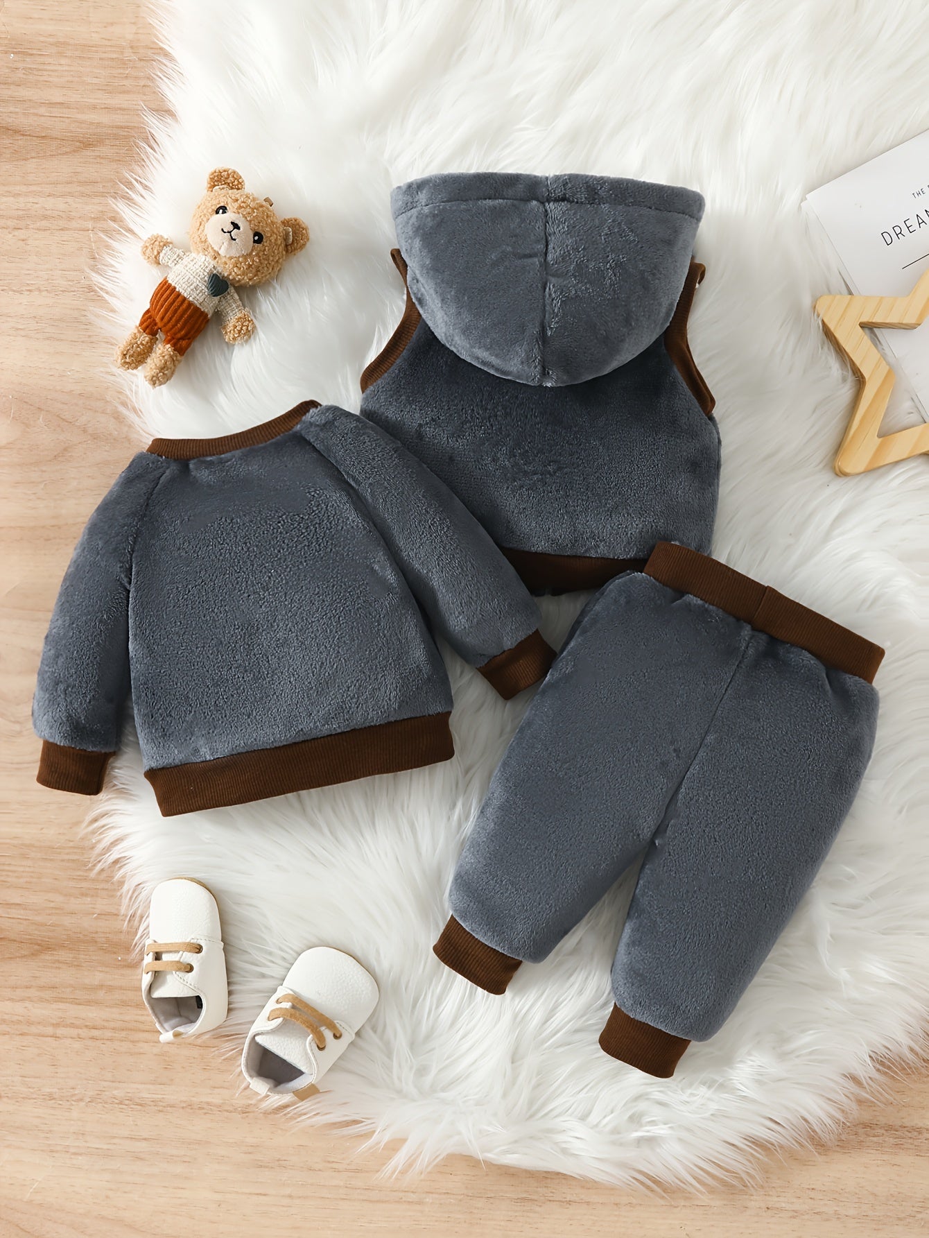 3pcs Embroidered Fleece Outfit, Hooded Vest ,Sweatshirt & Pants