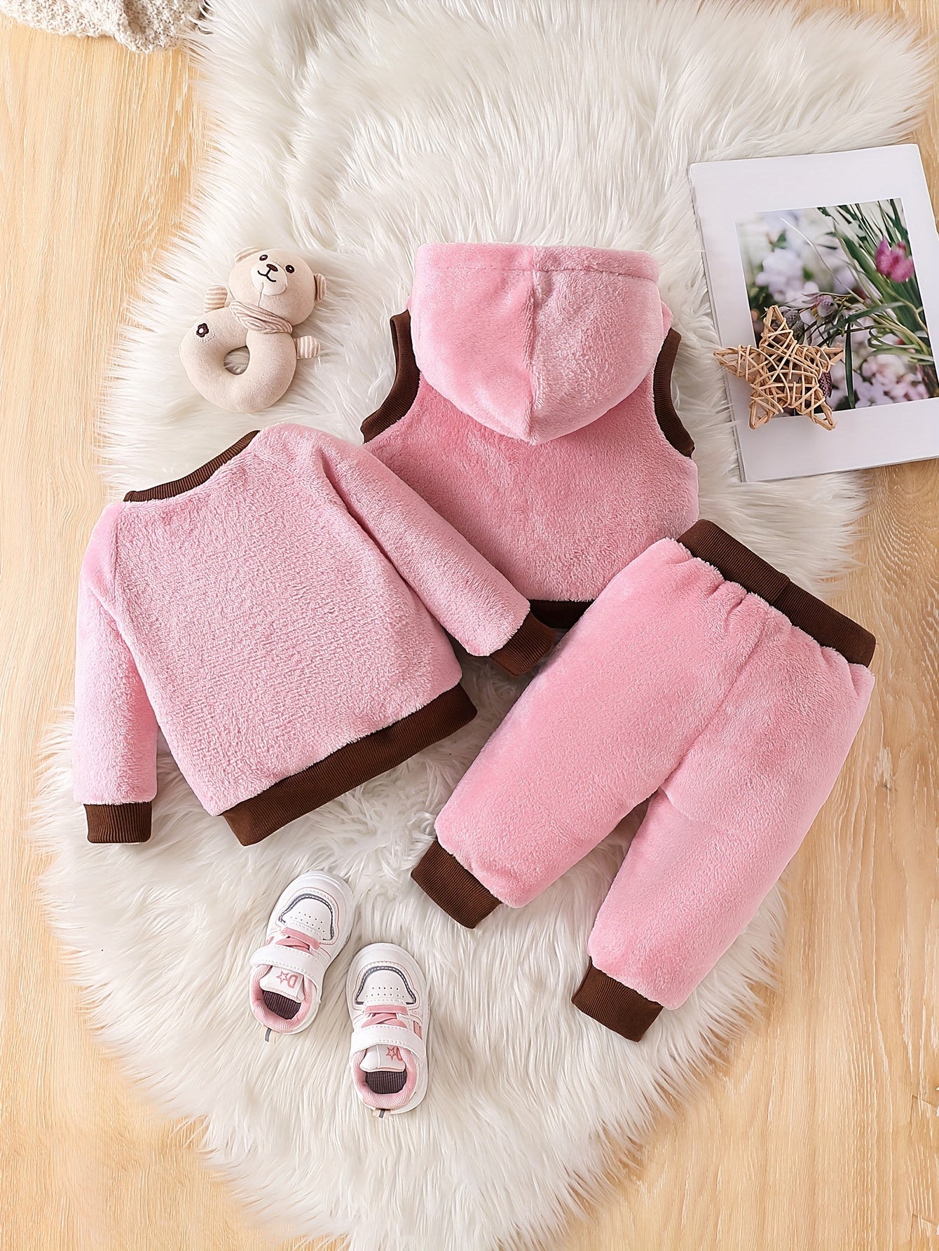 3pcs Embroidered Fleece Outfit, Hooded Vest ,Sweatshirt & Pants