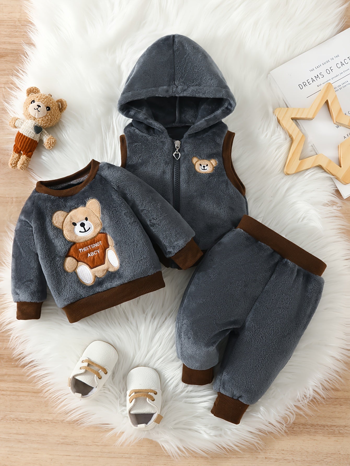3pcs Embroidered Fleece Outfit, Hooded Vest ,Sweatshirt & Pants