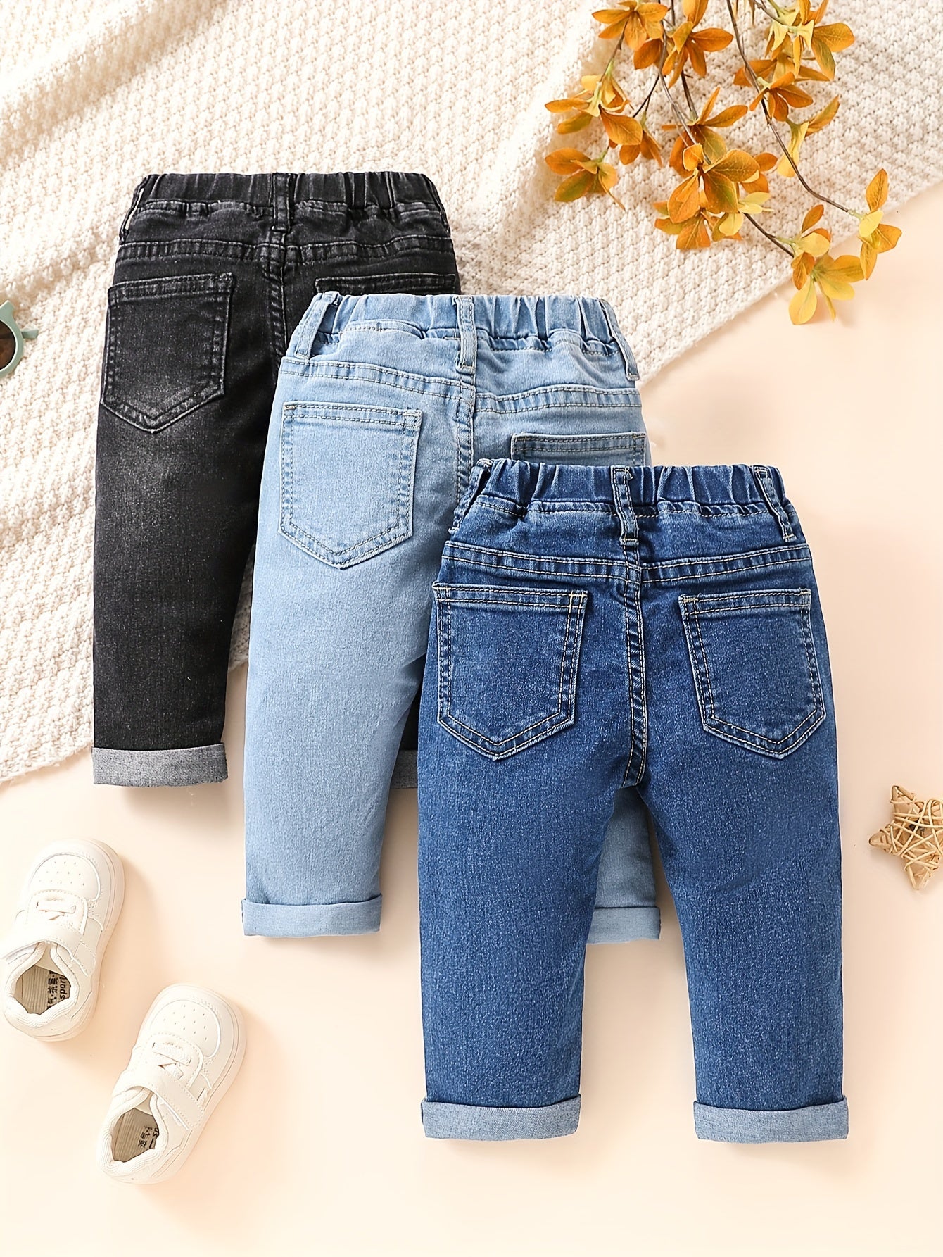 Medium Blue Black Three-piece Jeans