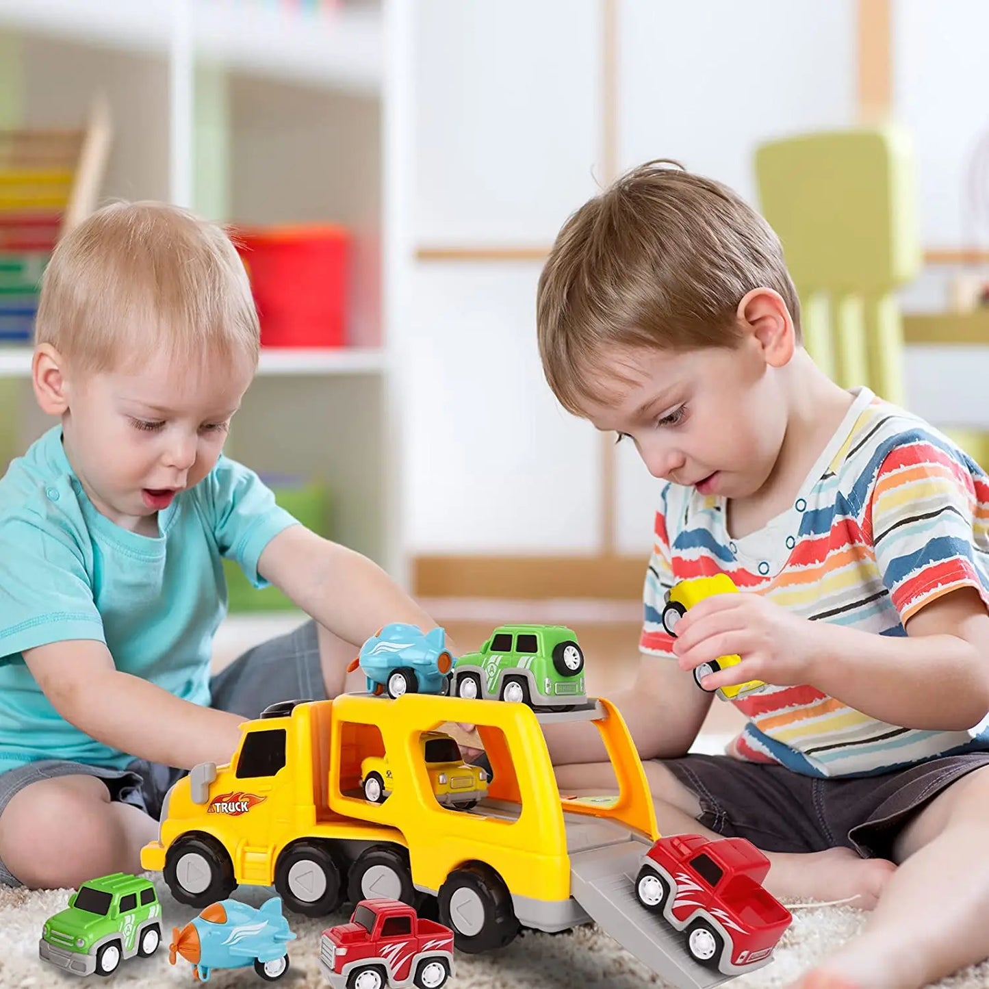 Friction Power Toy Vehicle Set in Carrier Truck