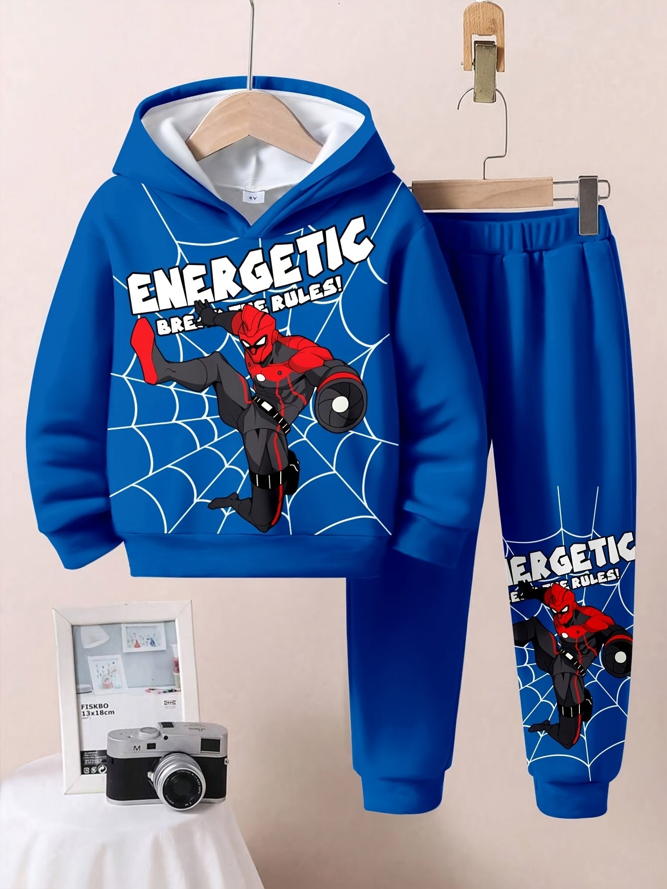 Boys' Casual Spider Pattern Hoodie and Sweatpants Set,