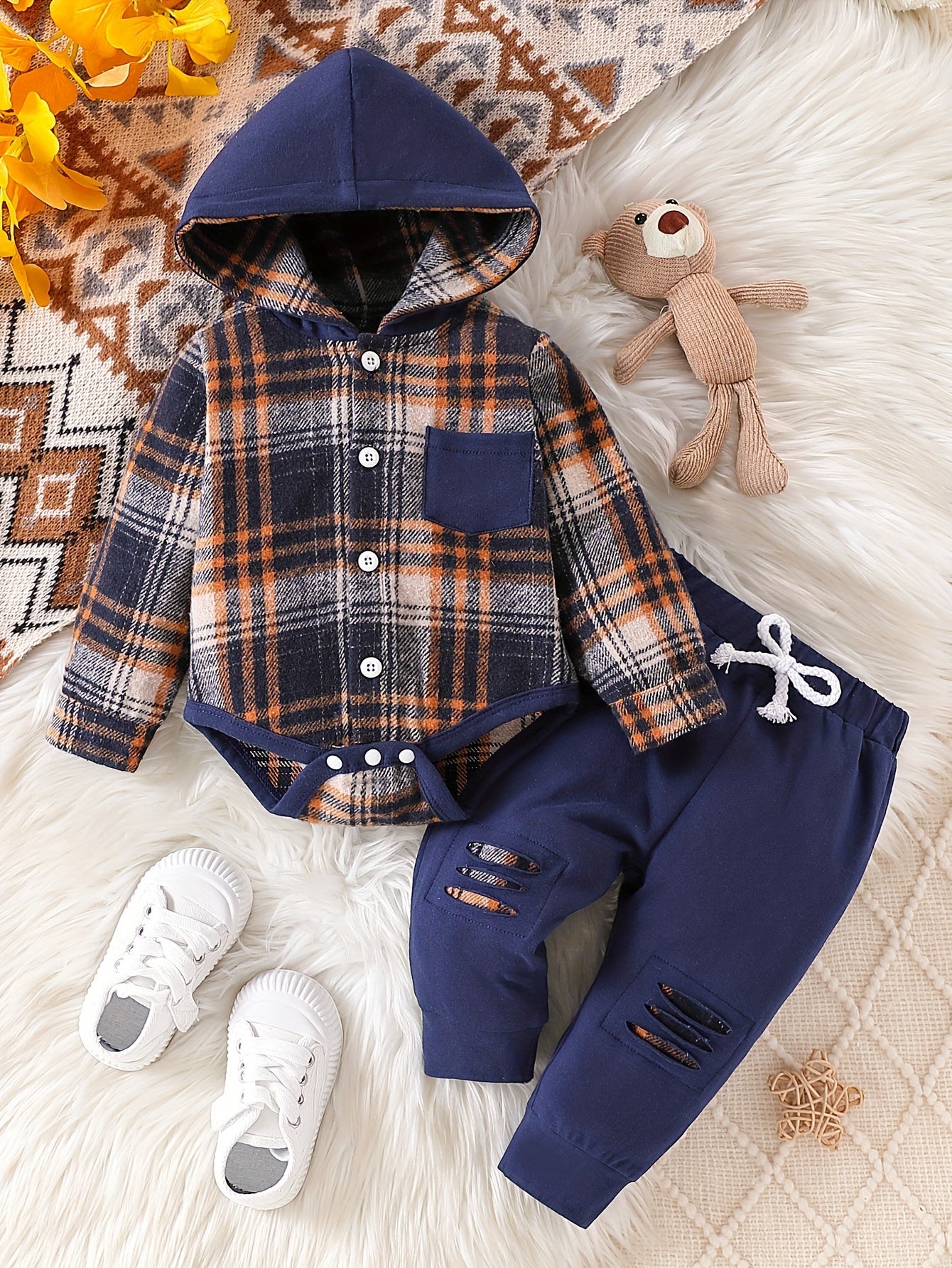 Casual Outfit Set Includes Hoodie And Pants